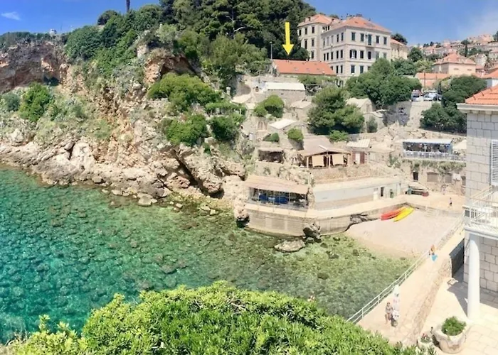 Beach Apartment Francesko At Unbeatable Location