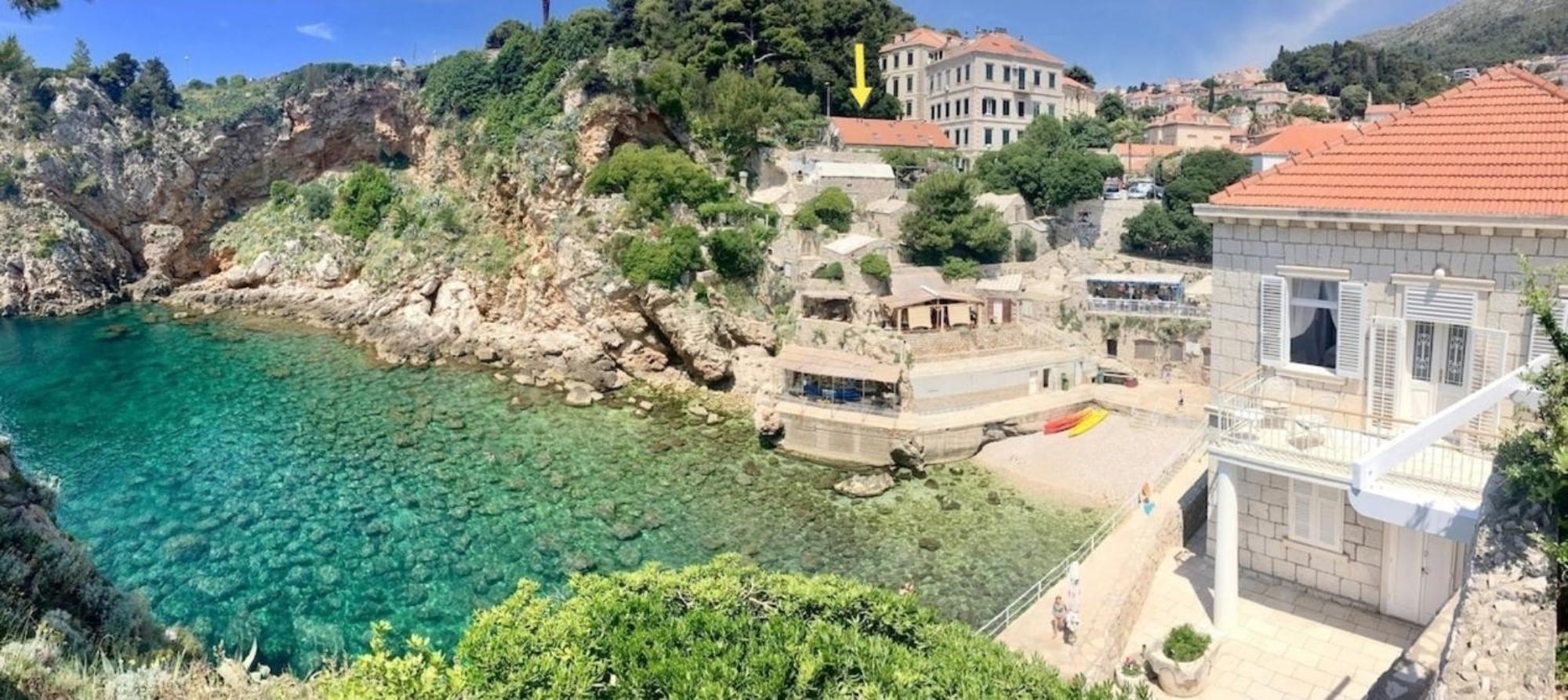 Francesko At Unbeatable Location *